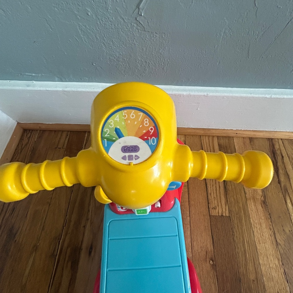 Red and Blue Ride-On Toy Car - Picture 5 of 13